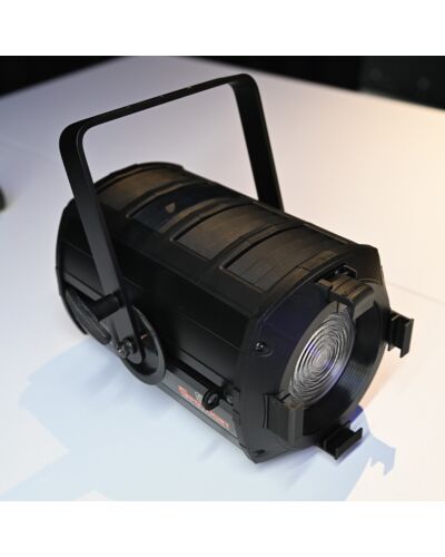 Spotlight Hyperion 100W LED Fresnel, WW - DEMO