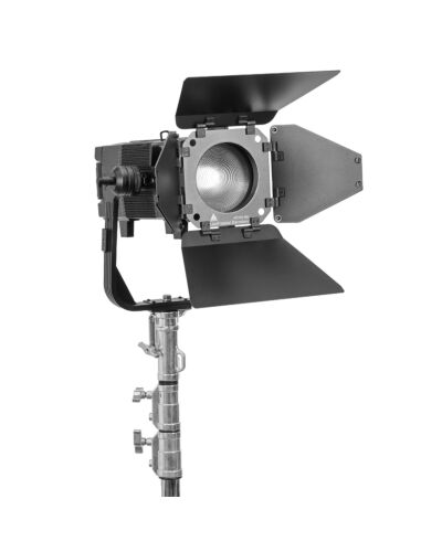 Astera Leo Fresnel 15-60°, 250W, RGBMA, IP55
